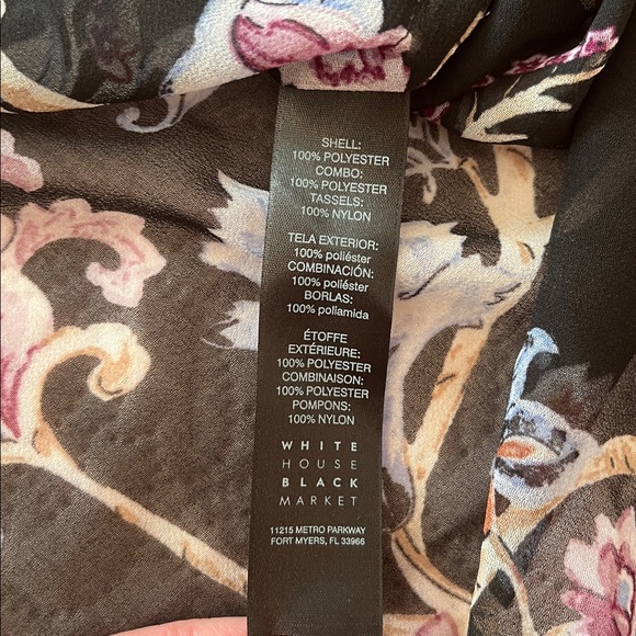 White House Black Market Floral Tassel Kimino - Picture 8 of 8